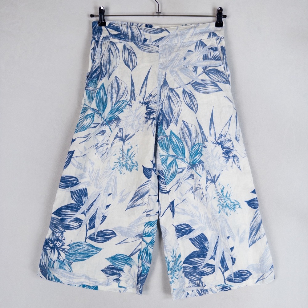 C&C California Linen Wide Leg Crop Pants Sz M Blue White Tropical Floral Coastal